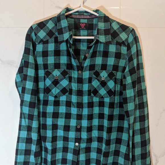 TNA Tops - Aritzia TNA Buffalo Plaid Flannel